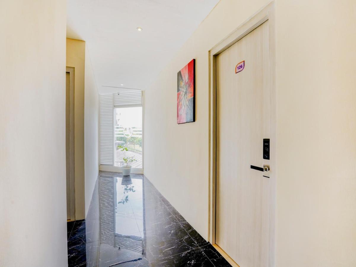 Lg Hotel Jembel Екстериор снимка
