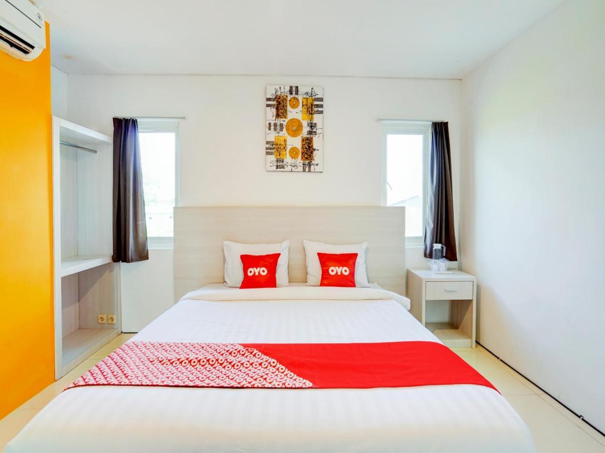 Lg Hotel Jembel Екстериор снимка